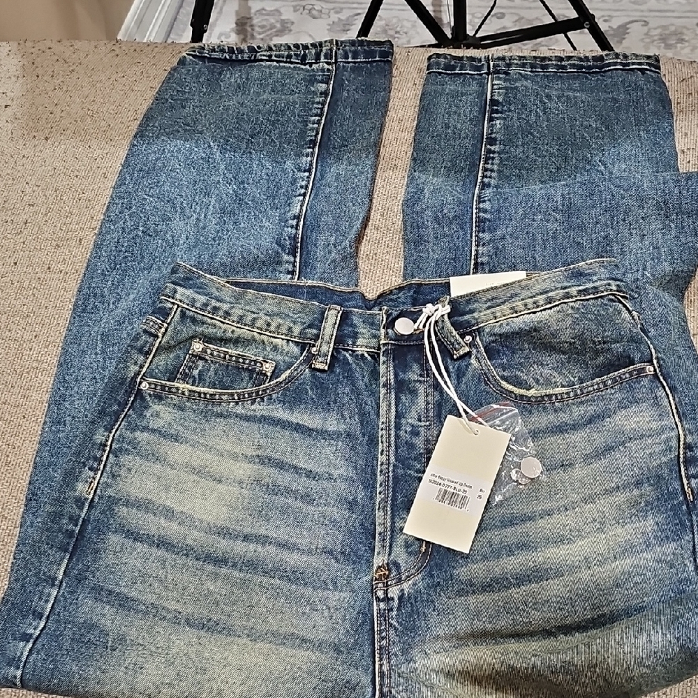 MNML Vintage Wash Straight Leg Jeans